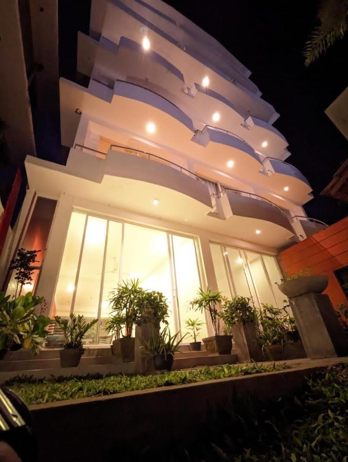 Hotel Marine At Negombo Beach Zewnętrze zdjęcie