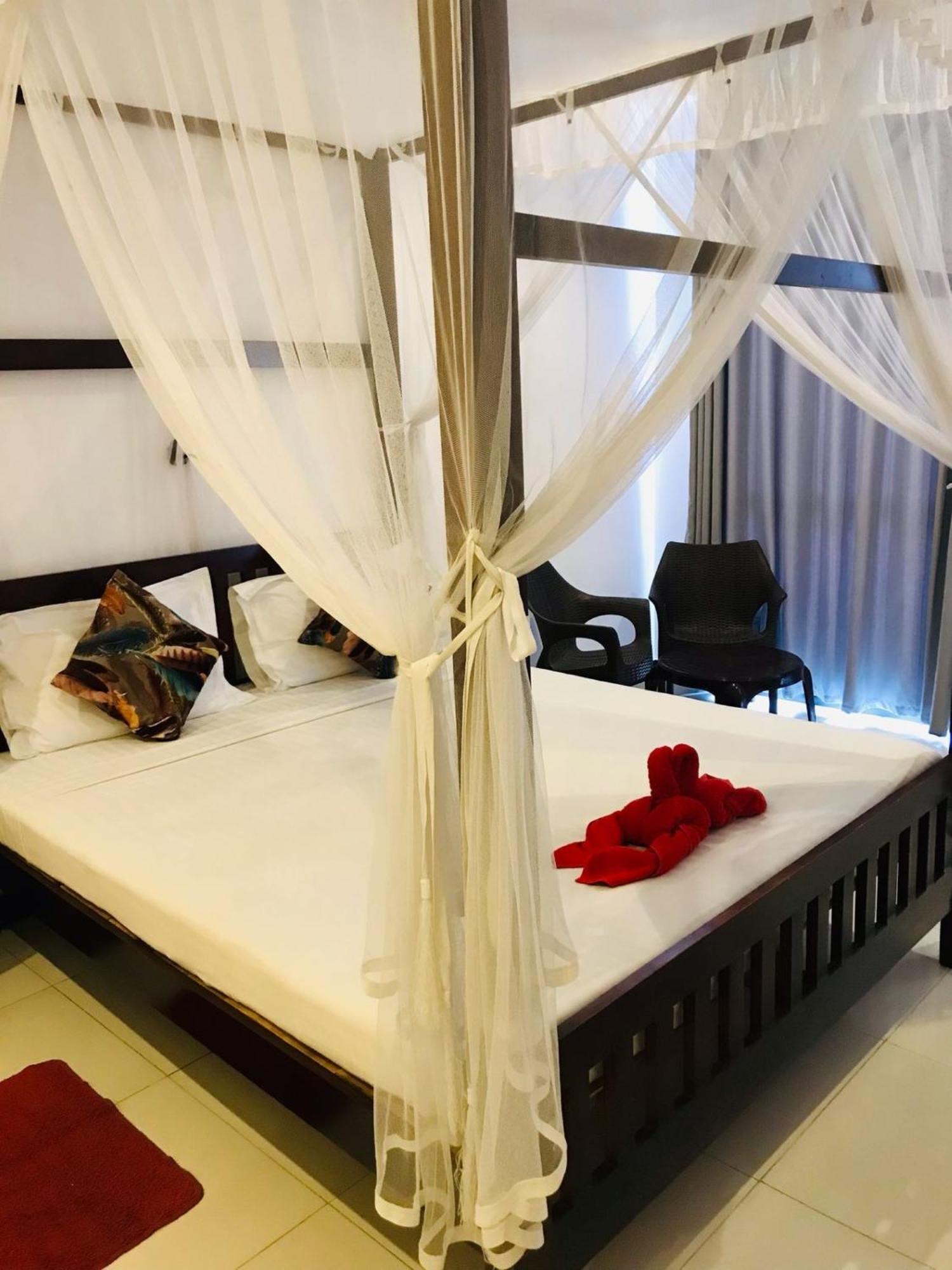Hotel Marine At Negombo Beach Zewnętrze zdjęcie