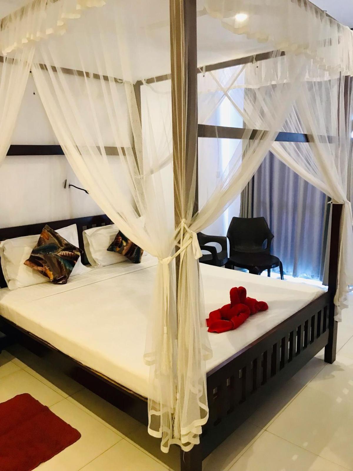 Hotel Marine At Negombo Beach Zewnętrze zdjęcie