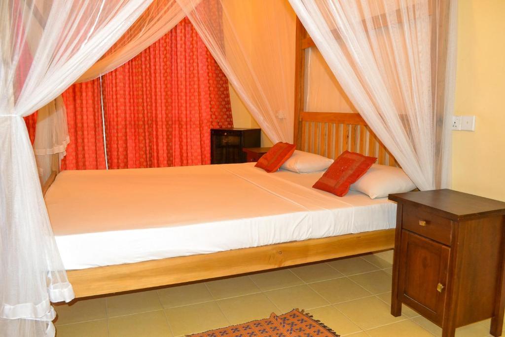 Hotel Marine At Negombo Beach Zewnętrze zdjęcie